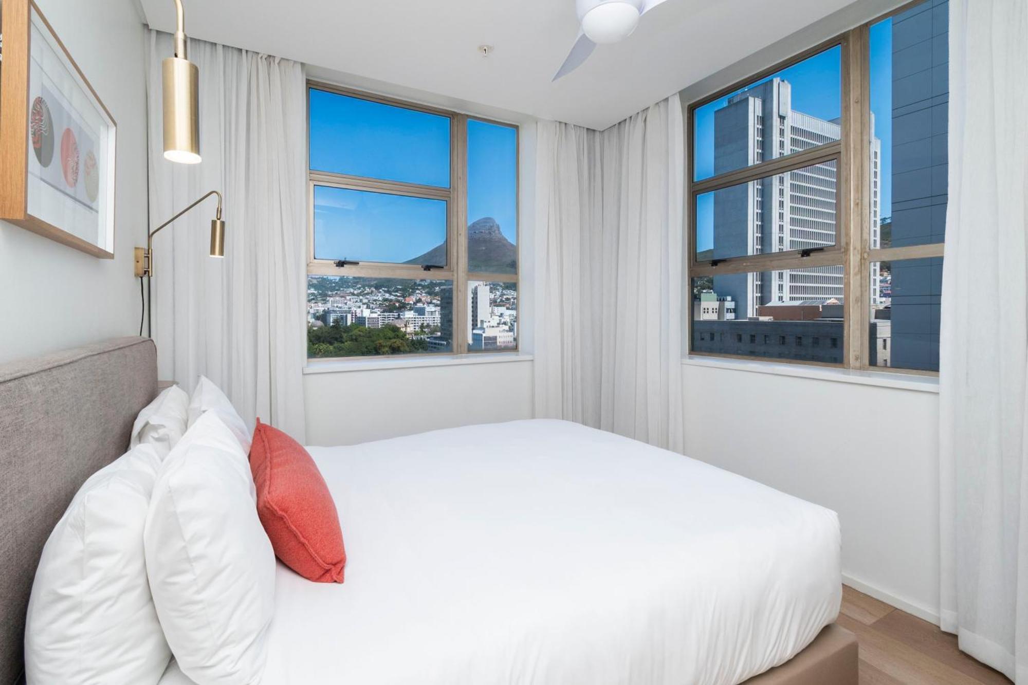 Habitat Aparthotel By Totalstay Cape Town Bagian luar foto